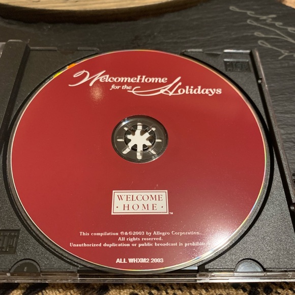 CD Welcome Home for the Holidays - Picture 2 of 6
